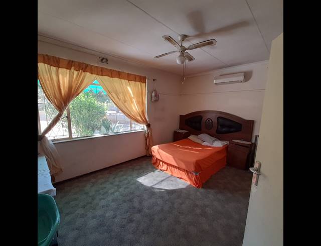 3 BEDROOM FREESTANDING SOLD IN STILFONTEIN EXT 4
